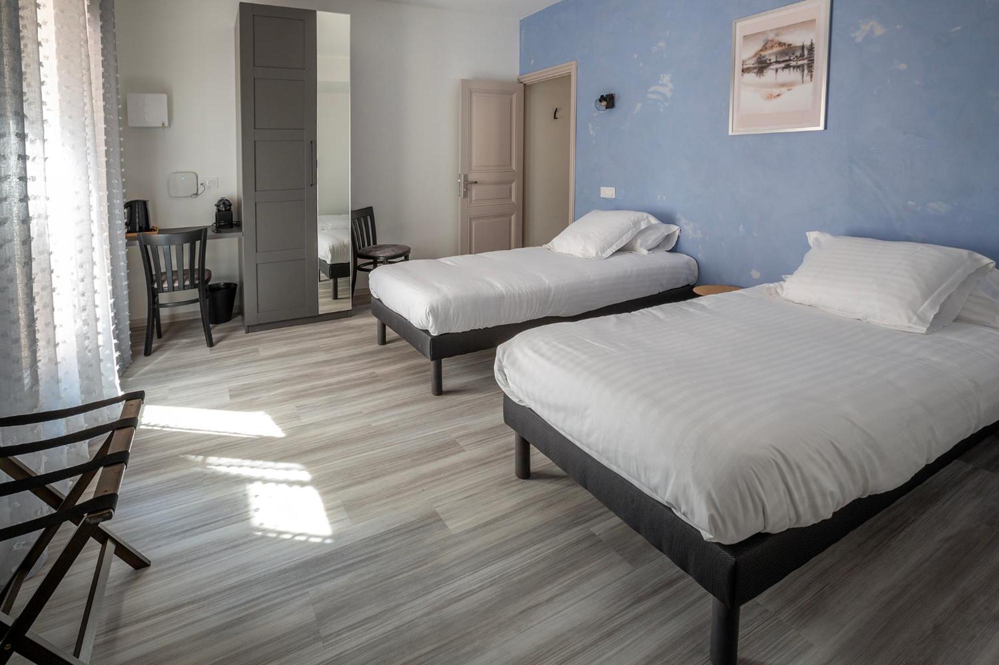 Aparthotel Domaine De La Mautanne à Sainte-Tulle Extérieur photo