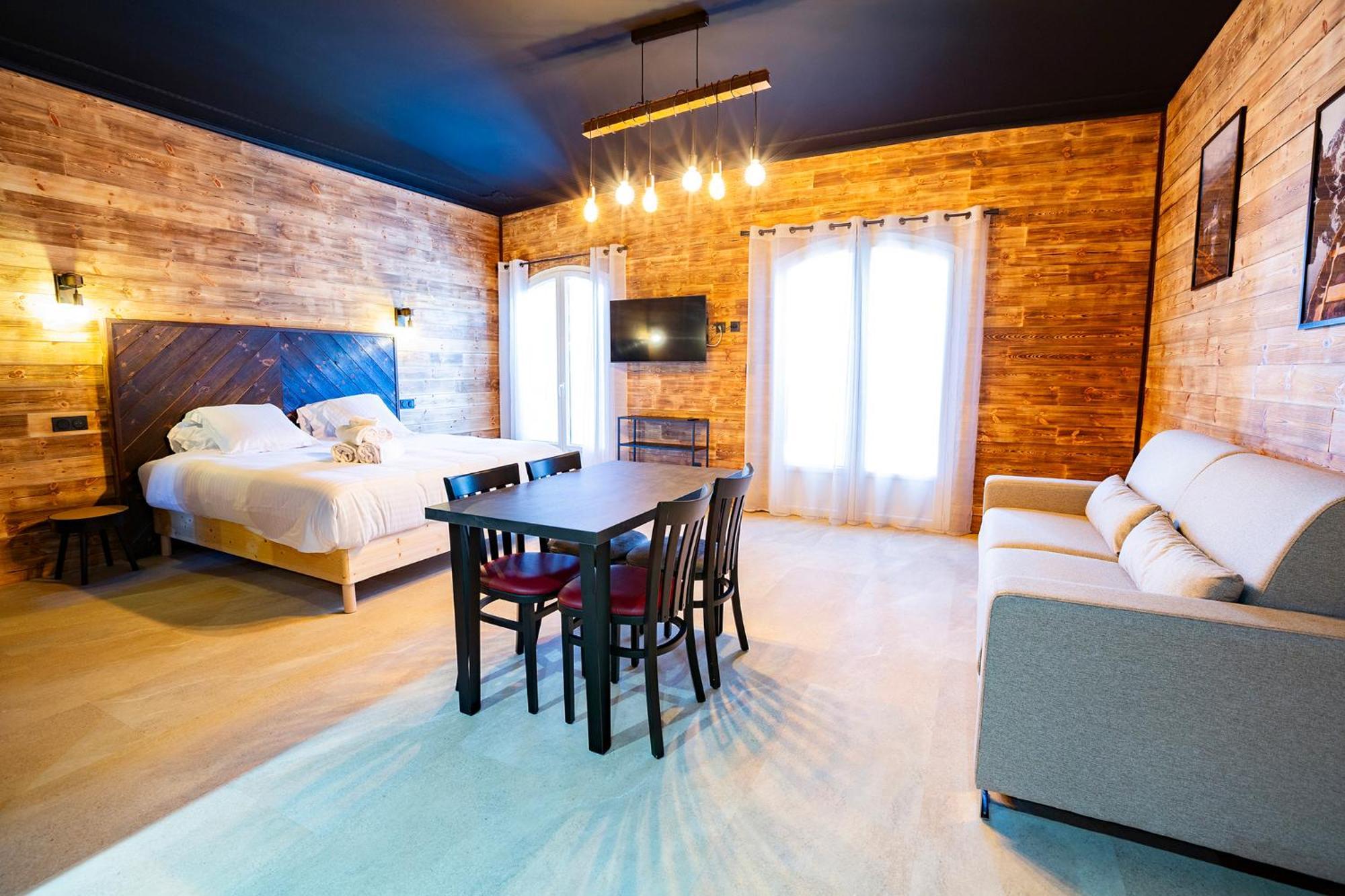 Aparthotel Domaine De La Mautanne à Sainte-Tulle Extérieur photo