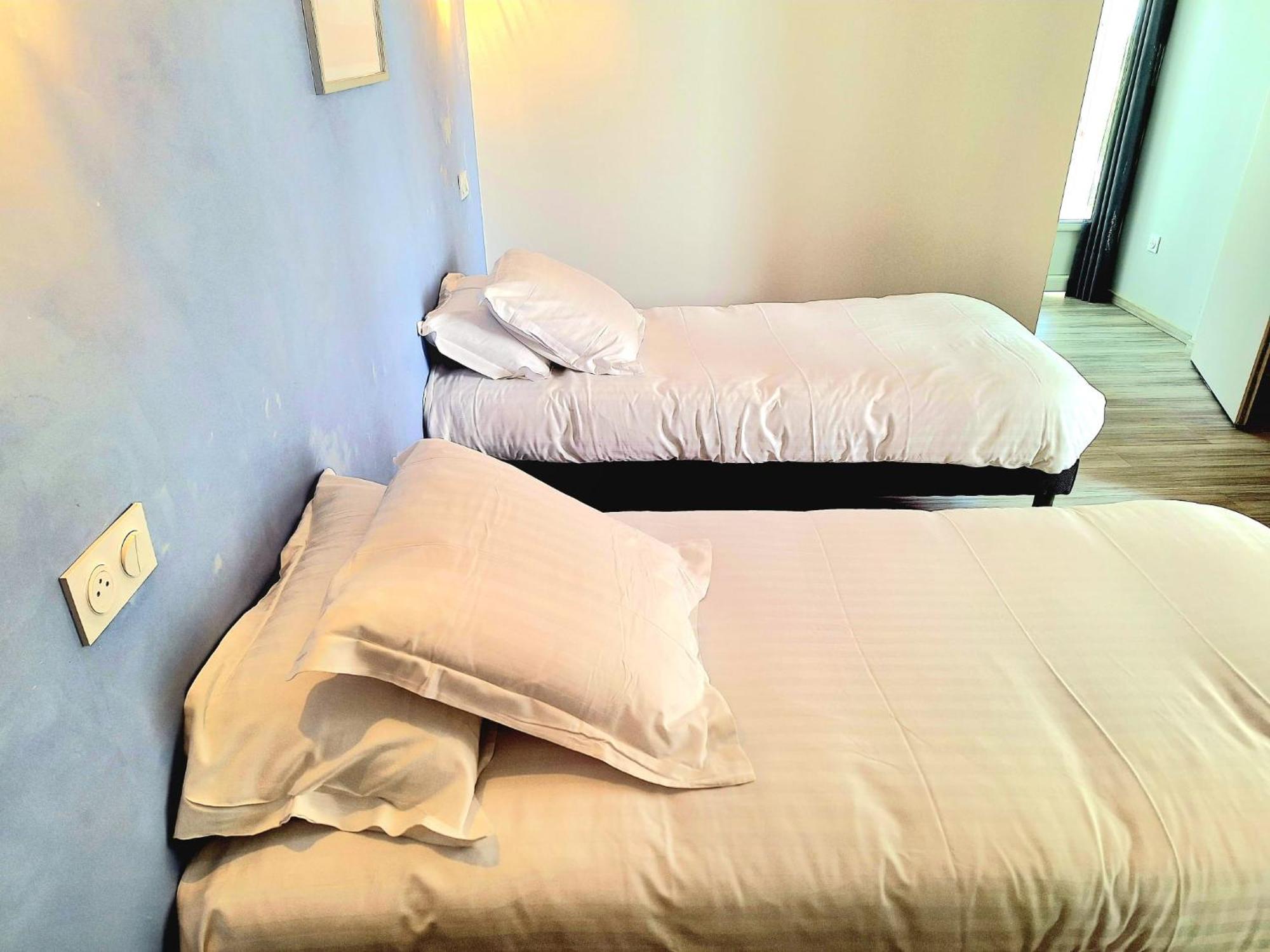 Aparthotel Domaine De La Mautanne à Sainte-Tulle Extérieur photo